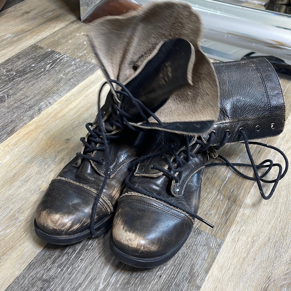 Aldo- leather shoes